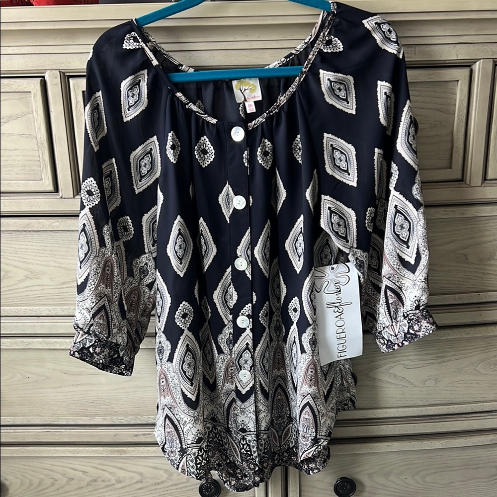 Fig and Flower Boho 3/4 Sleeve Pearl Buttoned Blouse Sz M